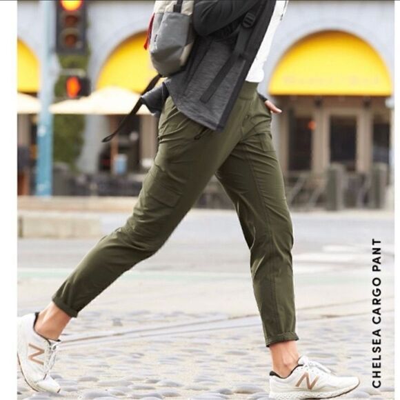 Athleta Chelsea cargo pants green - Picture 15 of 15